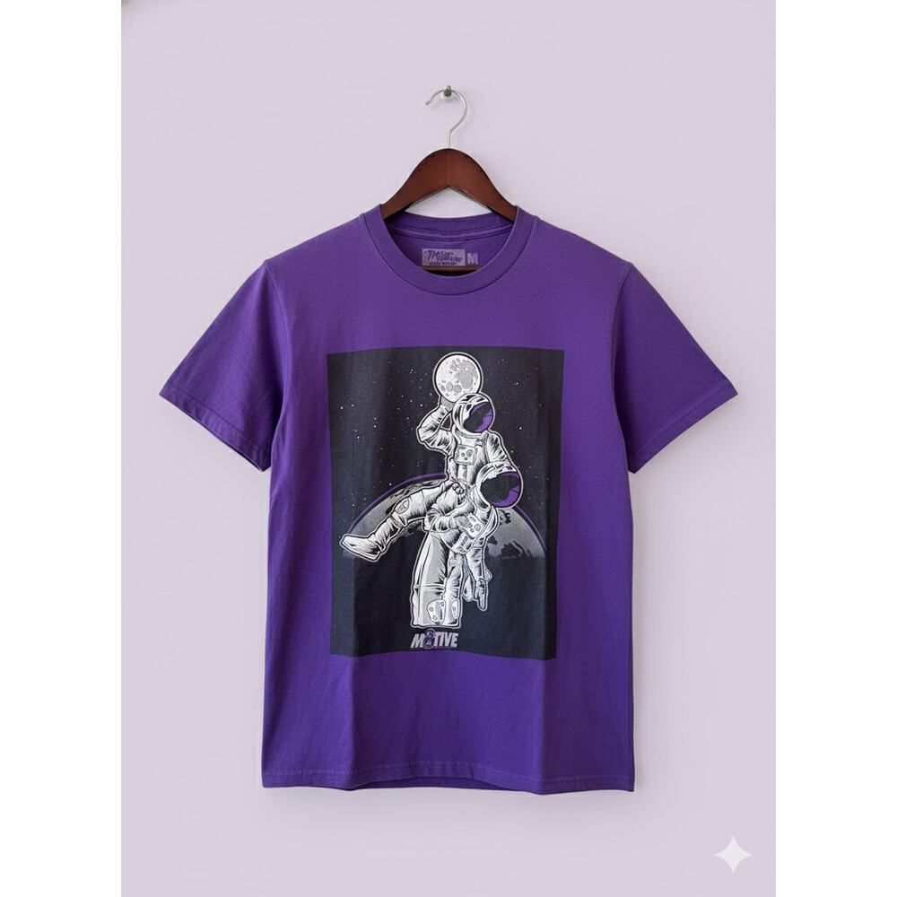 Million Dolla Motive Moonman Dunk Purple Graphic Tee Shirt T-Shirt M Streetwear
